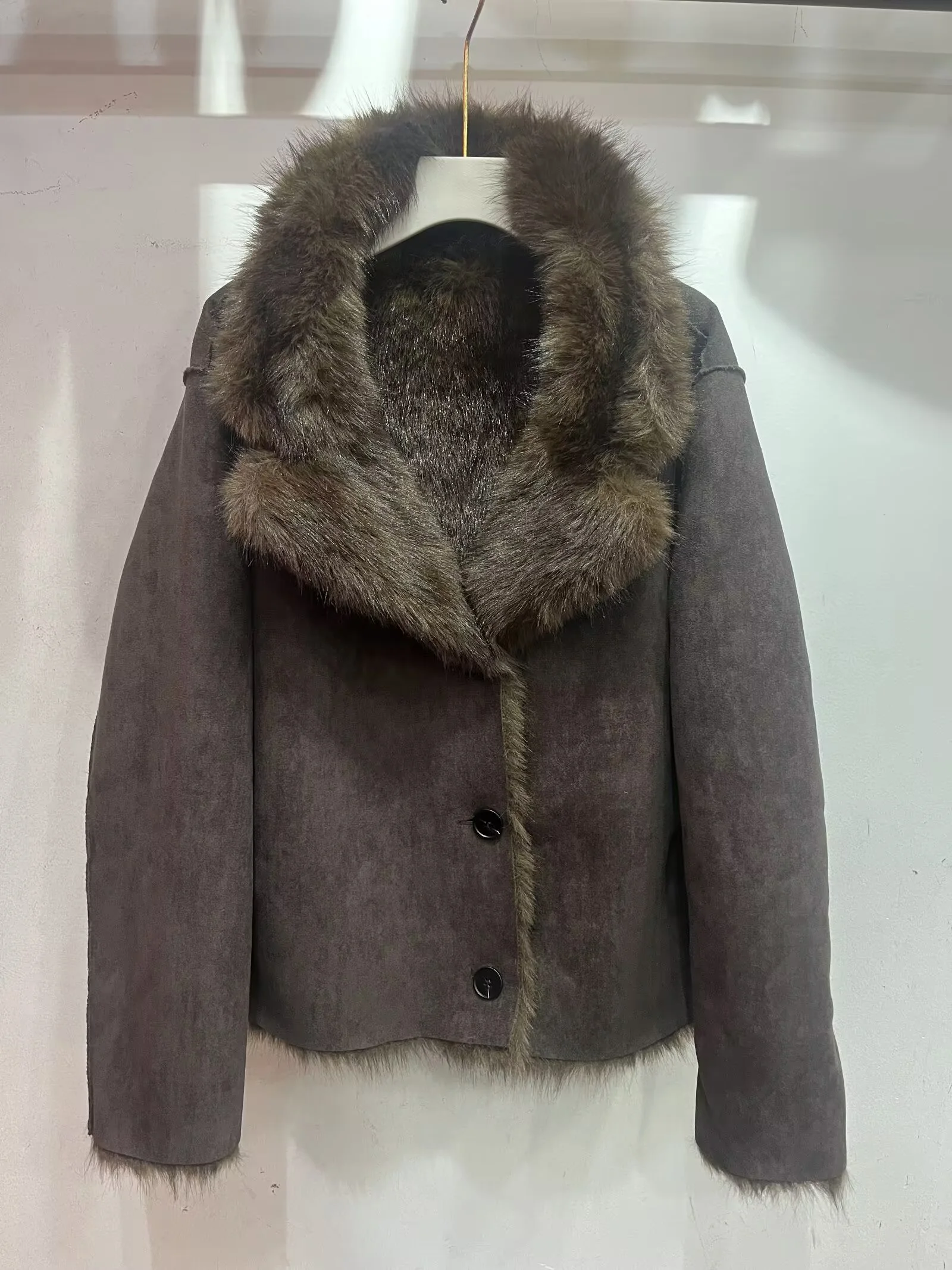 

Winter New Product Women's Clothing European and American Style Fashion Double sided Artificial Fur Effect Jacket Coat