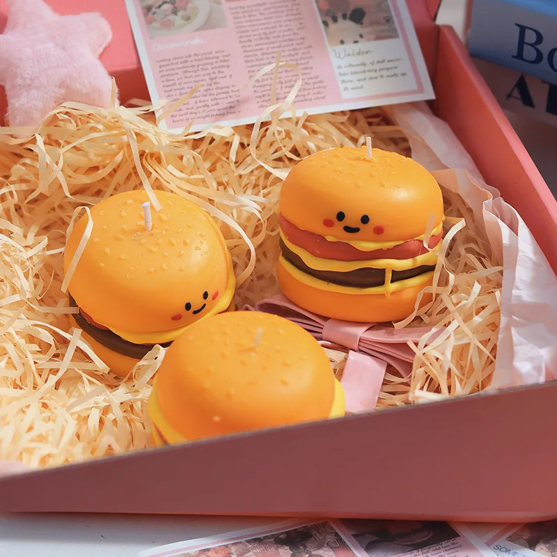 Original Niche Smiling Burger Scented Candle Cute Creative Ornament Birthday Gift For Girlfriends