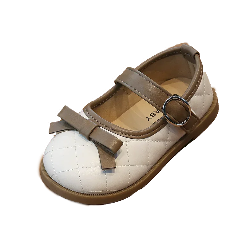 2025 جديد منقوشة أحذية من الجلد حذاء الفتيات عادية الربيع الصيف أداء أحذية أطفال Bowknot الحلو الأطفال الأميرة الأحذية