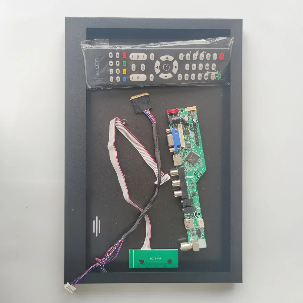 

Kit for 1920x1080 17.3" LP173WF1 VGA HDMI-compatible LCD TV Controller board + Aluminum alloy metal case panel back cover box