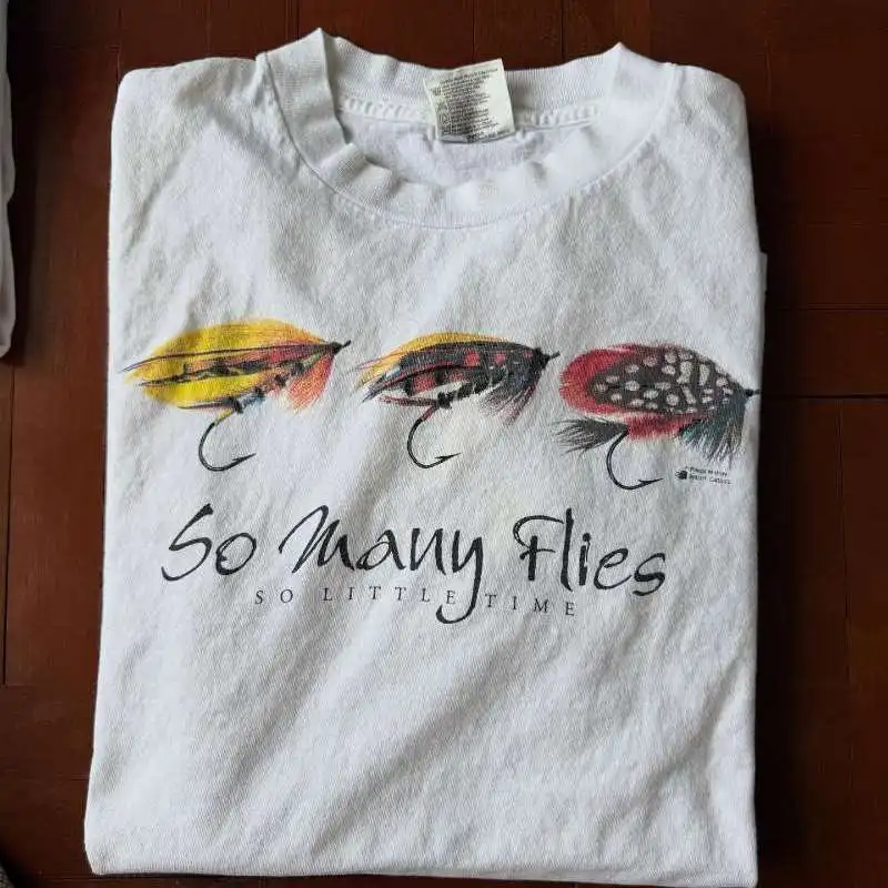 ルーズフィット-アメリカン-レトロ-ダークブラック-半袖-サマー-ホワイト-tシャツ-by-wang-you-bing-studio-アーティスティック-フィッシング-ルアー-デザイン