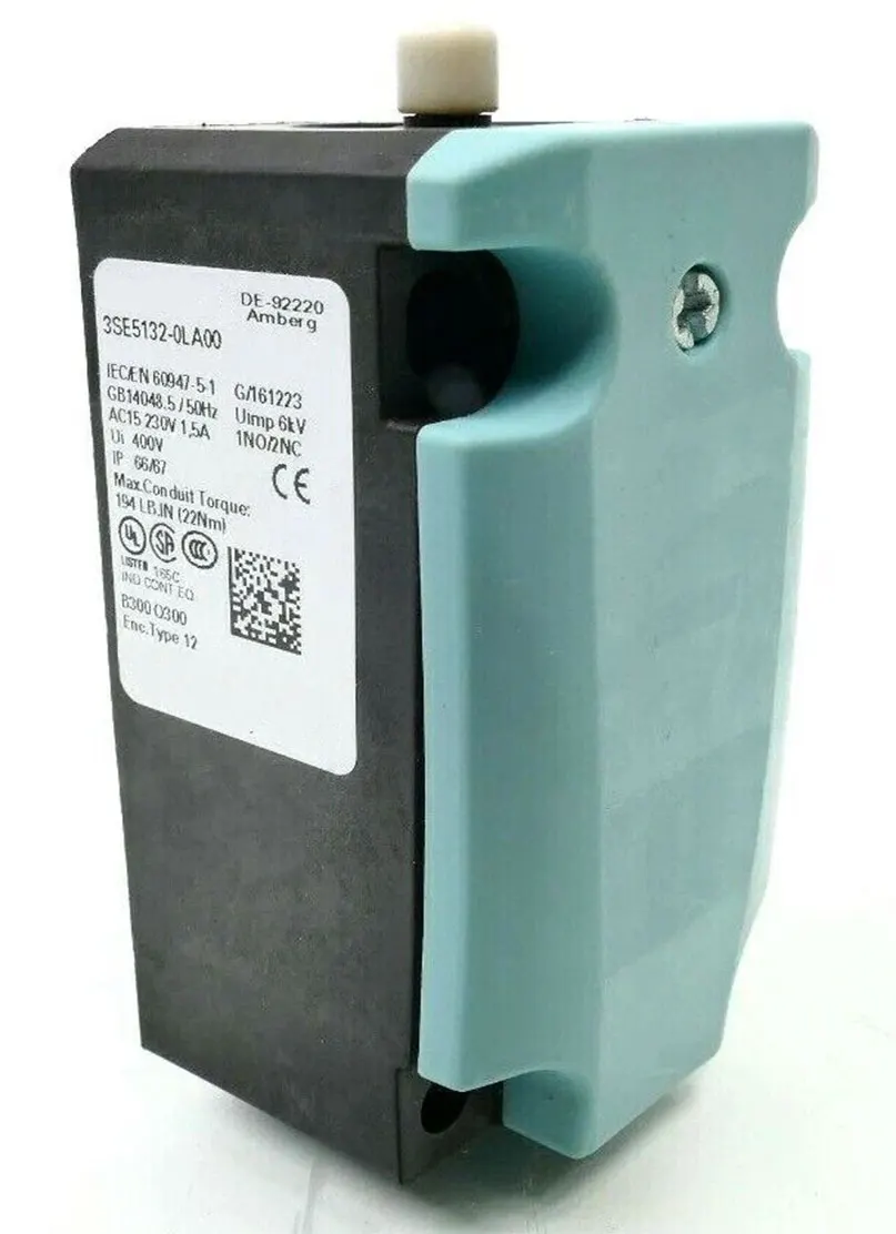 

Brand New 3SE5132-0LA00 3SE5132-0LA00-1AJ0 3SE5132-0LA00-1CA0 Warranty One-year