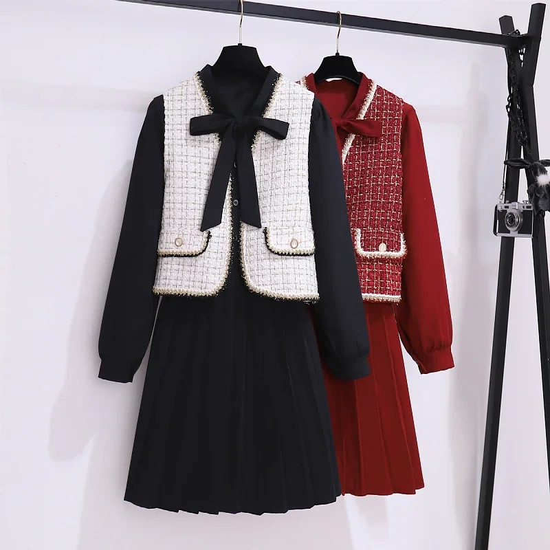 Corduroy Dress Two-piece Autumn/winter Plus Size Slimming Base Long-sleeved Skirt Set Send Waistcoat