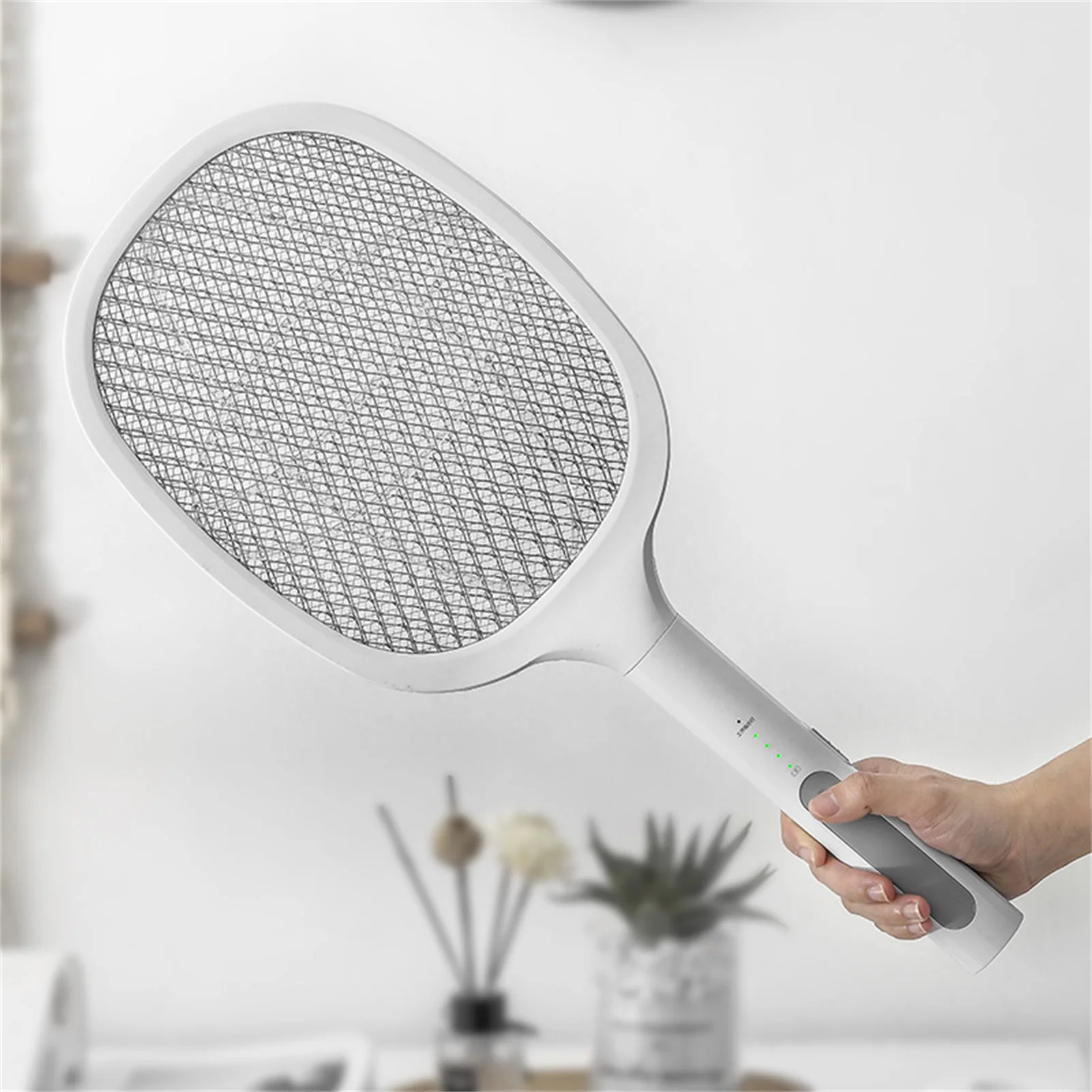 Electric Mosquito Swatter 5V 1A Rechargeable Efficient 2 in 1 Electric Mosquito Bat with LED Light for Home