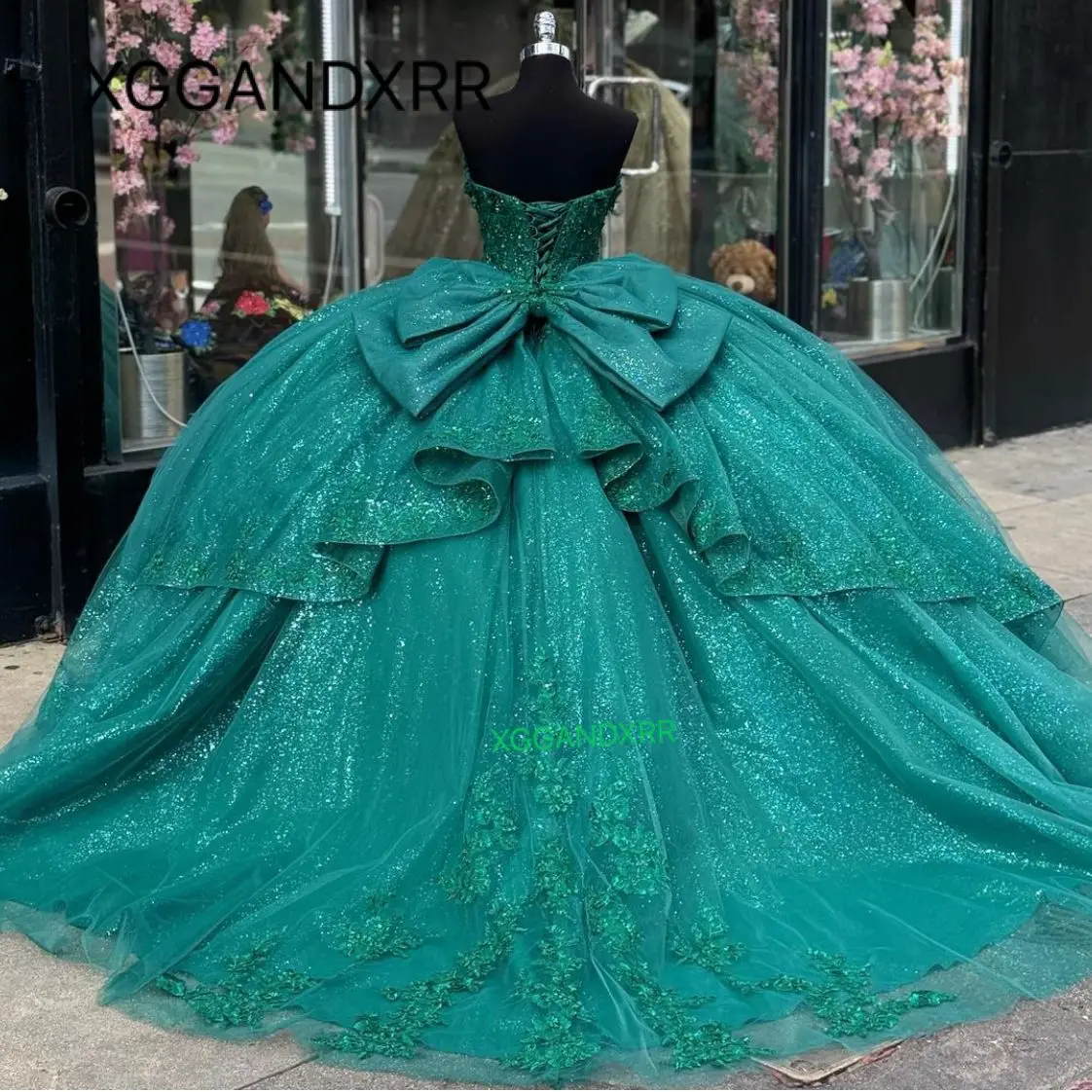 Vestidos de quinceañrea verde, Apliques de encaje de desfile, flores, tren de barrido dulce 15 16, vestido de fiesta de cumpleaños, lazo trasero, 2024