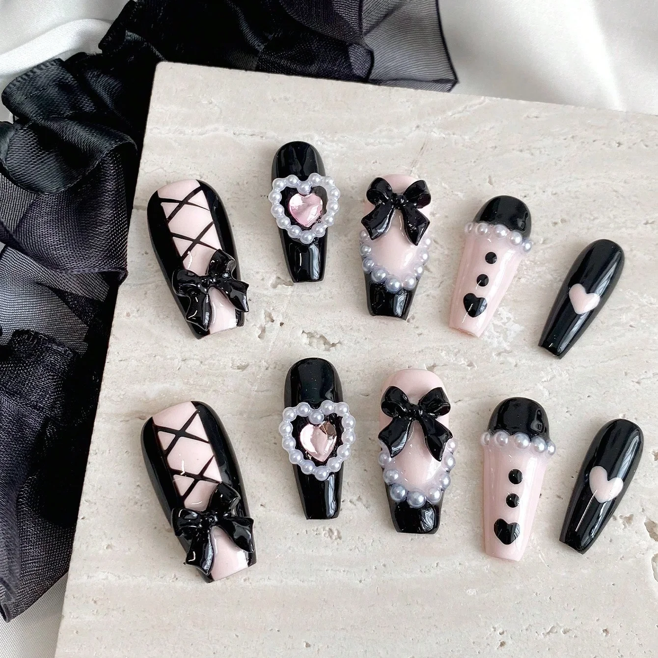 10 faux ongles en forme de cercueil, faits à la main, magnifiques, avec un joli nœud noir, parfaits pour les femmes