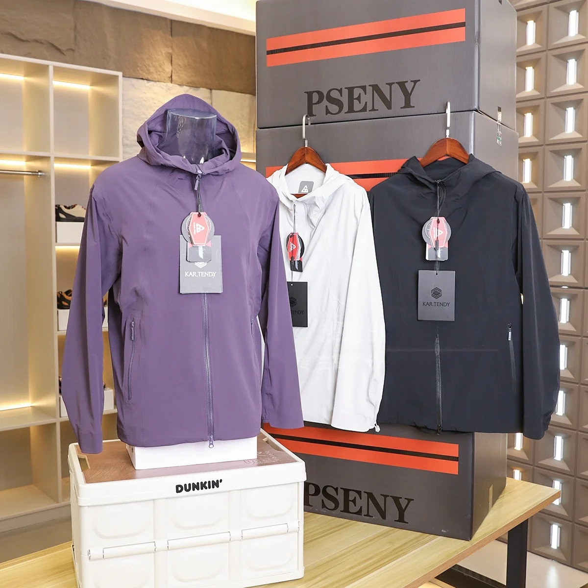 

Мужская уличная куртка с капюшоном, ветрозащитная, водоотталкивающая, с ультразвуковой проклейкой швов, 3D-кроем, приталенная, модная, в городском стиле