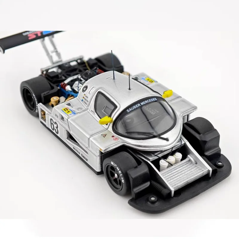 Nuovo In Prevendita Ys 1:64 Mercedes Benz C9 Sauber Auto Magnetica In Lega In Miniatura Diecast Anteriore Posteriore Coperture Ornamenti Giocattoli Personalizzati Per Bambini
