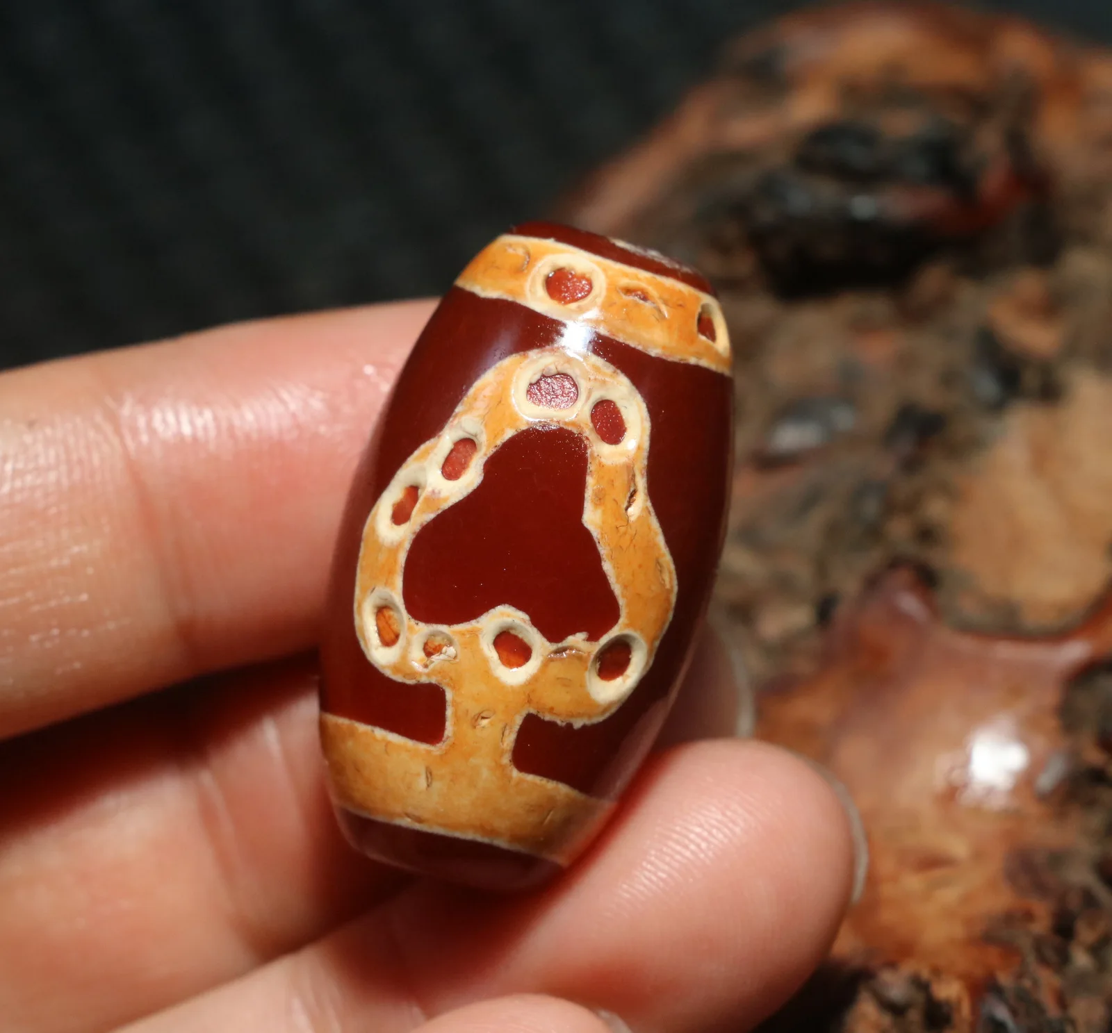

CONGXINZAI1005009037751106 Energy Tibetan Old Agate Red Color Bodhi Tree Etched Fengshui Best Buy Big Drum Dzi Bead Pendant