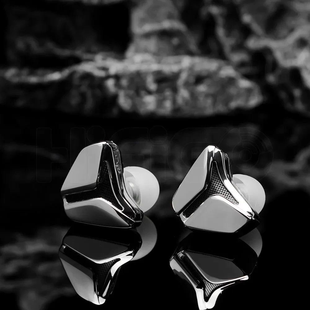 MUSEHIFI ME1 10 مللي متر DLC الديناميكي الحجاب الحاجز + 1BA الهجين 2Pin 0.78 مللي متر HiFi السمعية في الأذن سماعة مع 3 المقابس للانفصال