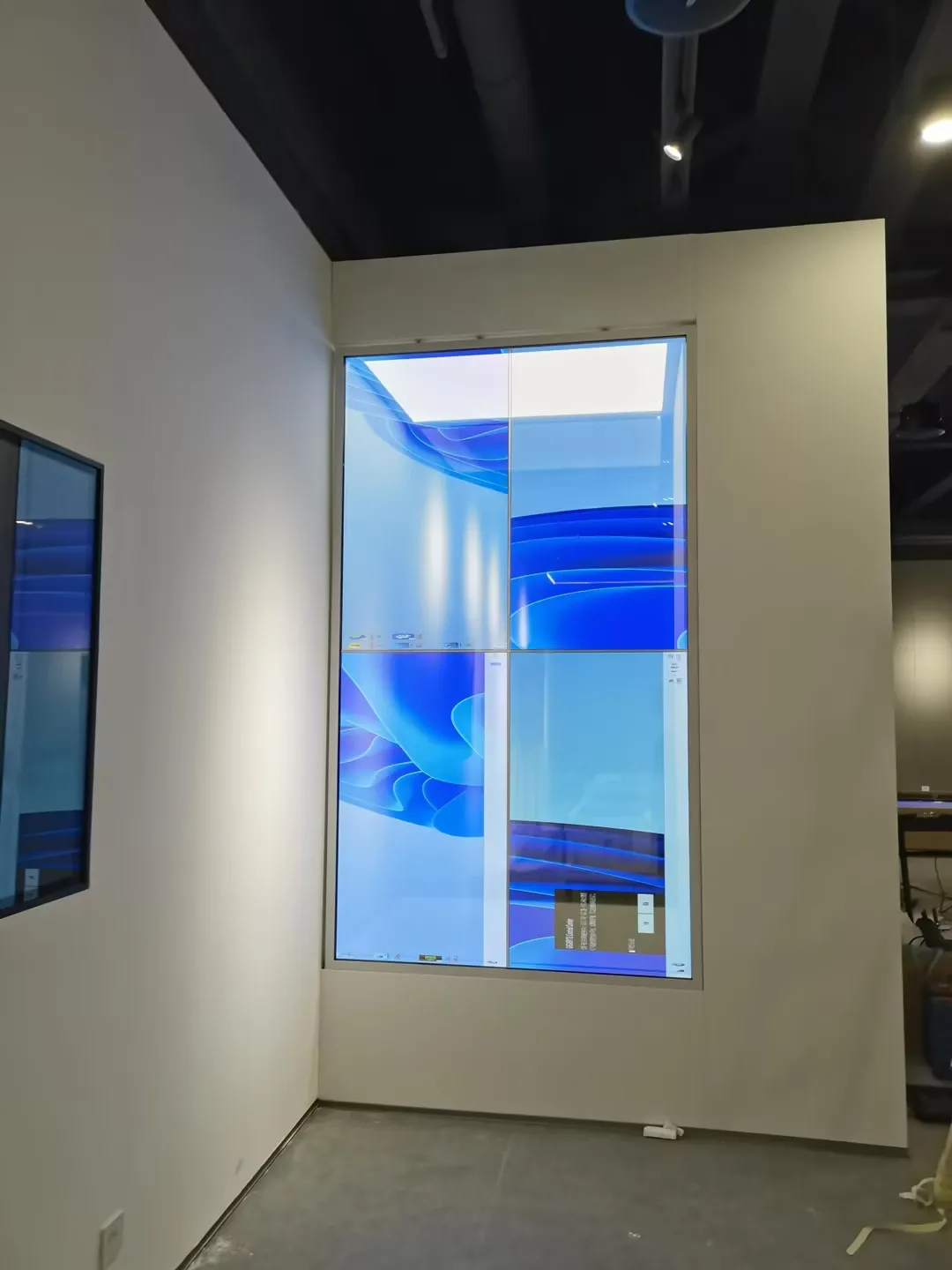 Display OLED trasparente ultrasottile da soffitto o in piedi per segnaletica digitale-display LED premium