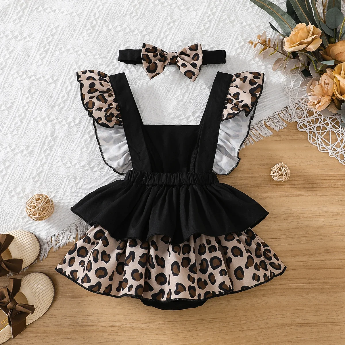 PatPat 2pcs Baby Girl 95% Cotton Solid & Leopard Print Layered Ruffle Trim Sleeveless Romper and Headband Set