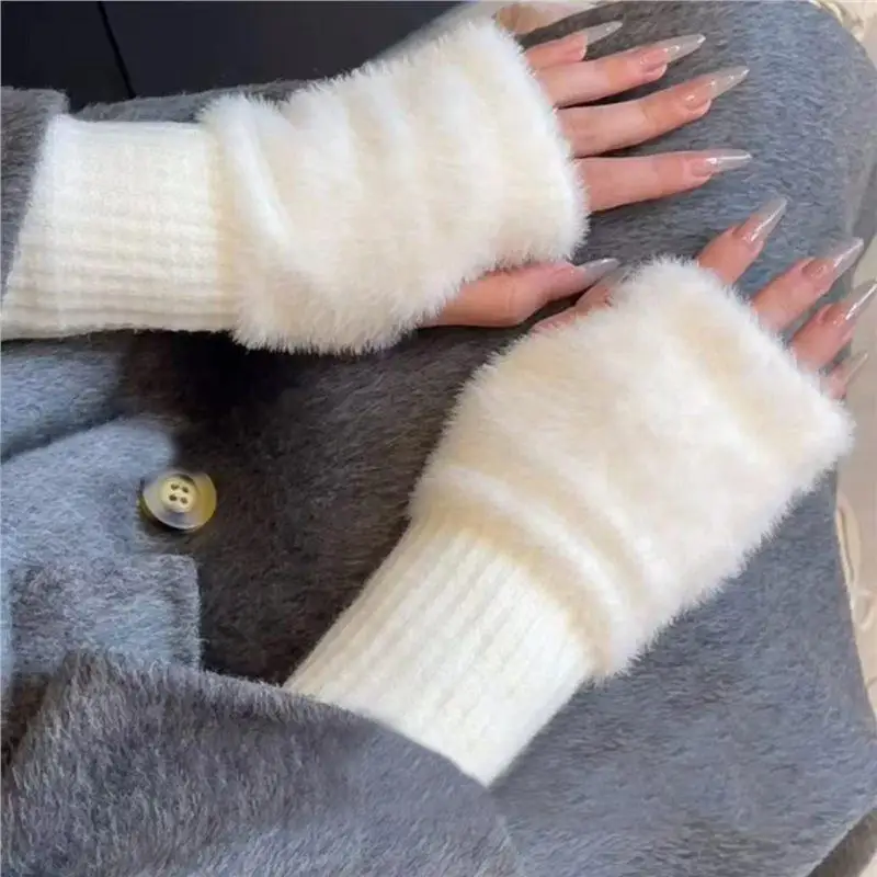 Fuzzy Gloves Women Winter Soft Warm Fashion Writing Gloves Office Typing Student Solid-Color Minimalist Ladies Half-Finger Glove
