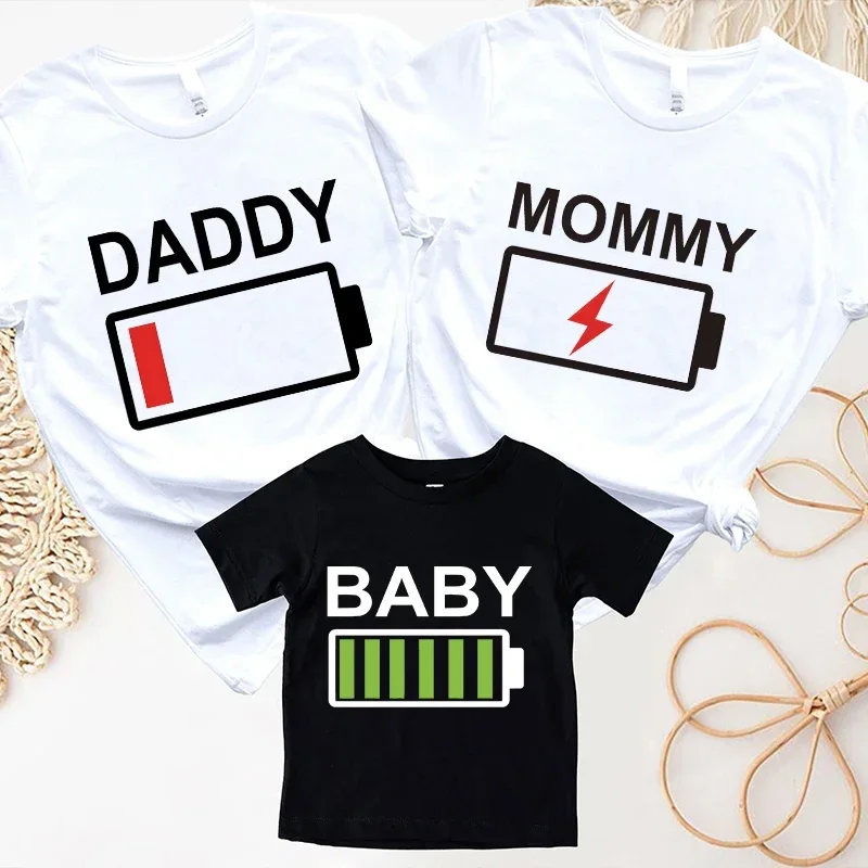 Battery Print T-Shirt Daddy Mommy Daughter Son Baby Family Matching Clothes Family Party Dad Mom and Me Kids Baby Classic Tees