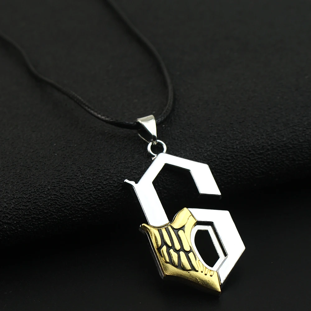 Anime Bleach Ulquiorra Cifer Mask Keychain Gift