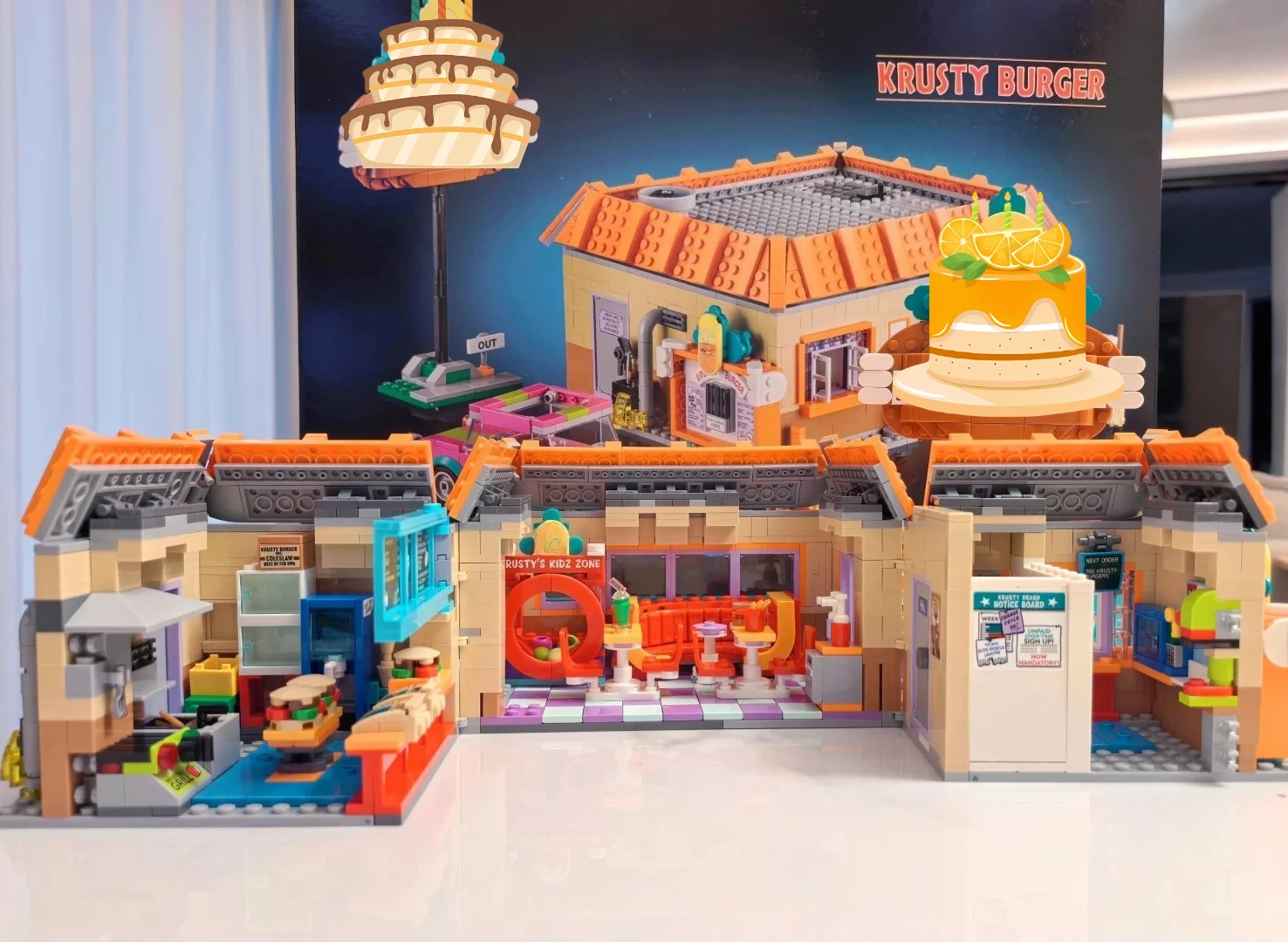 2025 New MOC Burger Restaurant Model City Street View Creative Ideas Building Blocks Set Toy for Children’s Gifts Blocks 1635Pcs