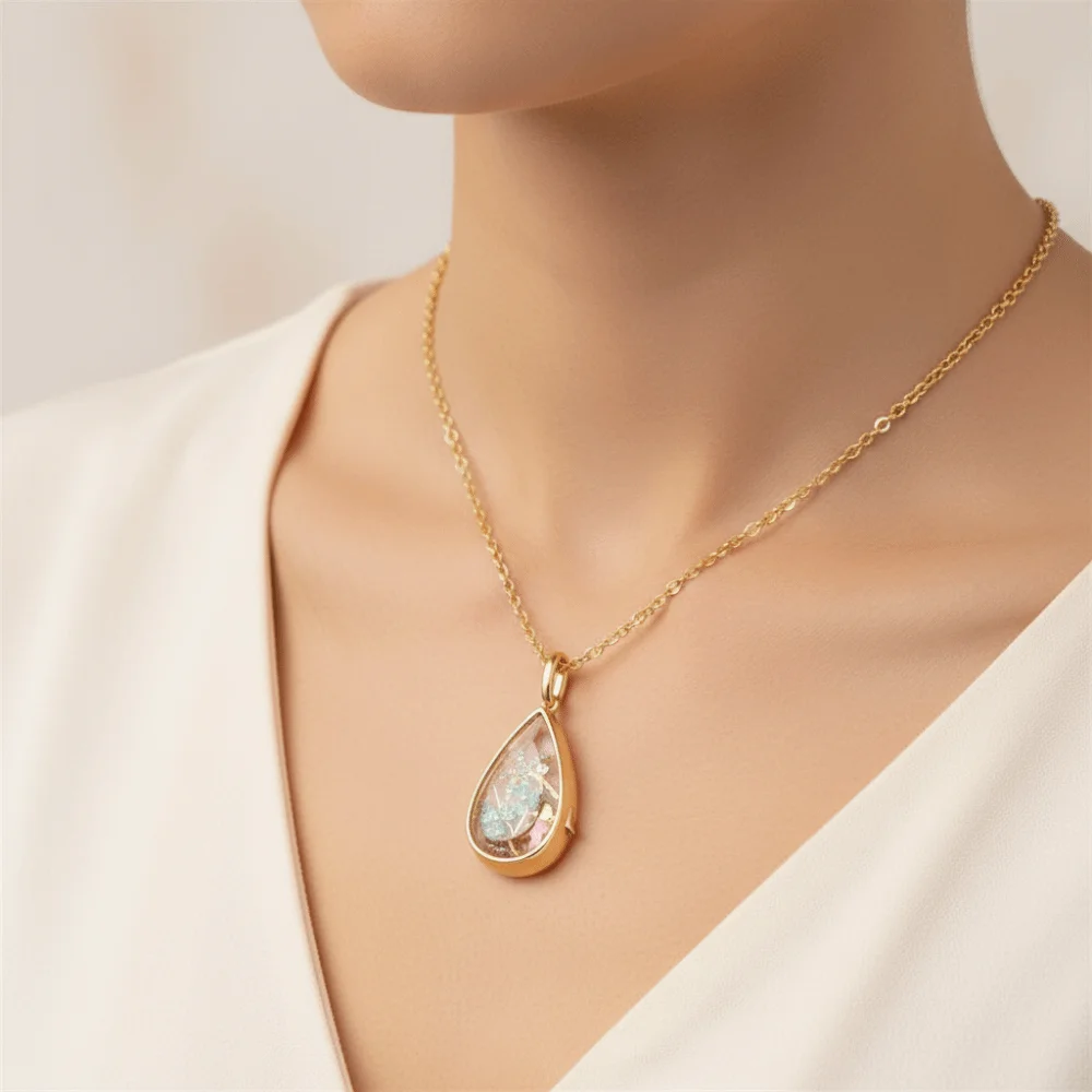 Alloy Ocean Heart Pendant Can Be Opened Does Not Fade Water Drop Collarbone Chain Preserved Copper Simple Design