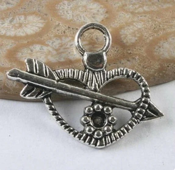 

10Pcs 19.5x25.2mm loop:3.6mm dark silver an arrow to heart charm HWH3502 for jewelry making
