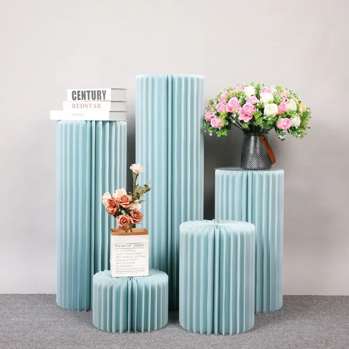 

Foldable Paper Columns Display Pedestals Stand Wedding Centerpieces Display Cylinder Flower Stand for Engagement Birthday Party