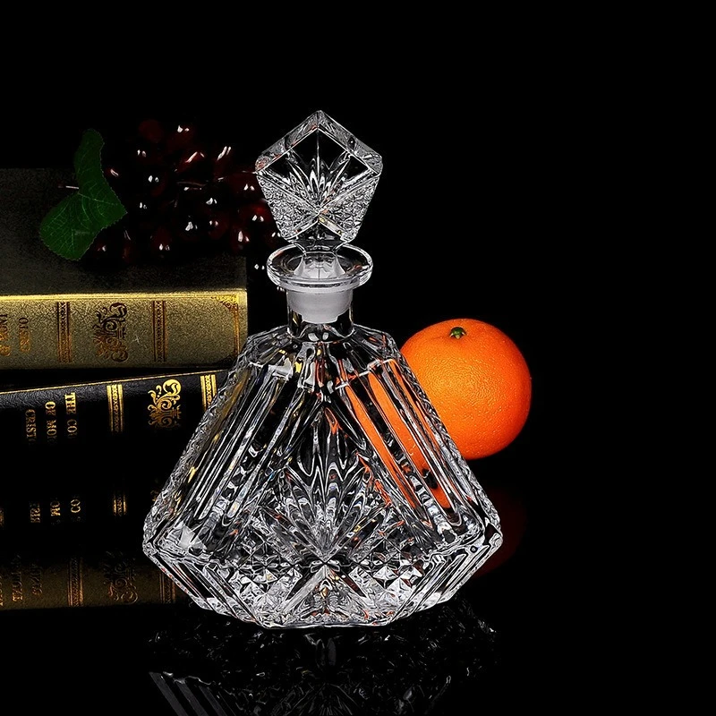 European Creative Crystal Glass Empty Wine Bottle Thickened Czech Style Brandy Whiskey Liquor Storage Vessel view 2