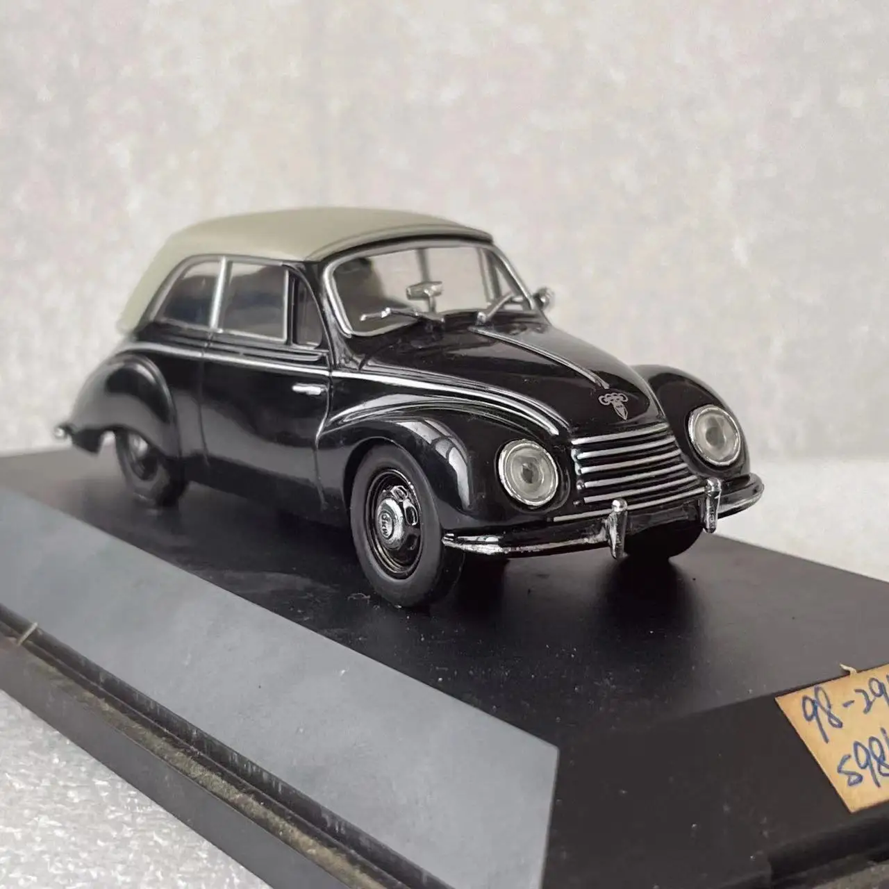 1/43 Scale Dkw 3=6 Cabrio Softtop Simulation Vehicle Toy 1953-1959 Retro Vintage Station Wagon Series Fan Hobby Gift