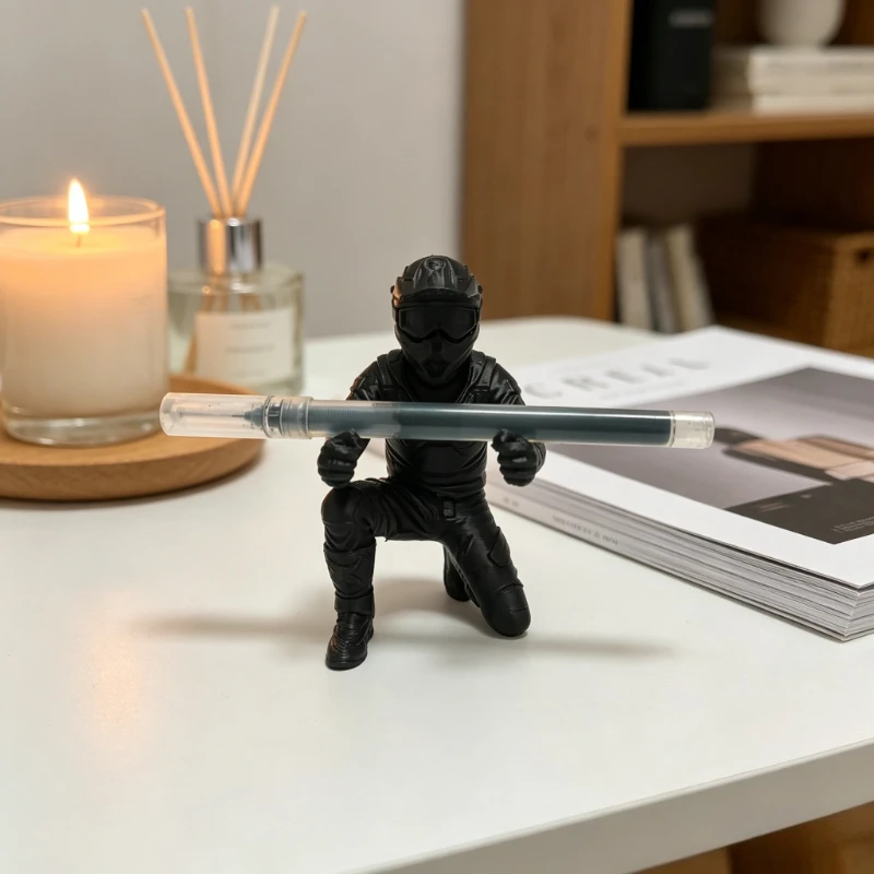 1Pc 3D Printed Kneeling Motorbike Rider Pen Holder, Retro Biker Figurine Desktop Ornament, Motorcycle Enthusiast Gift Bookshelf