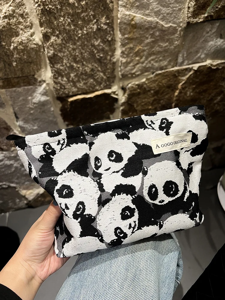 1 Piece Cute Panda Cosmetic Bag for Girl Aesthetic Cartoon Animal Panda Makeup Bag Portable Canvas Travel Women Storage Bag