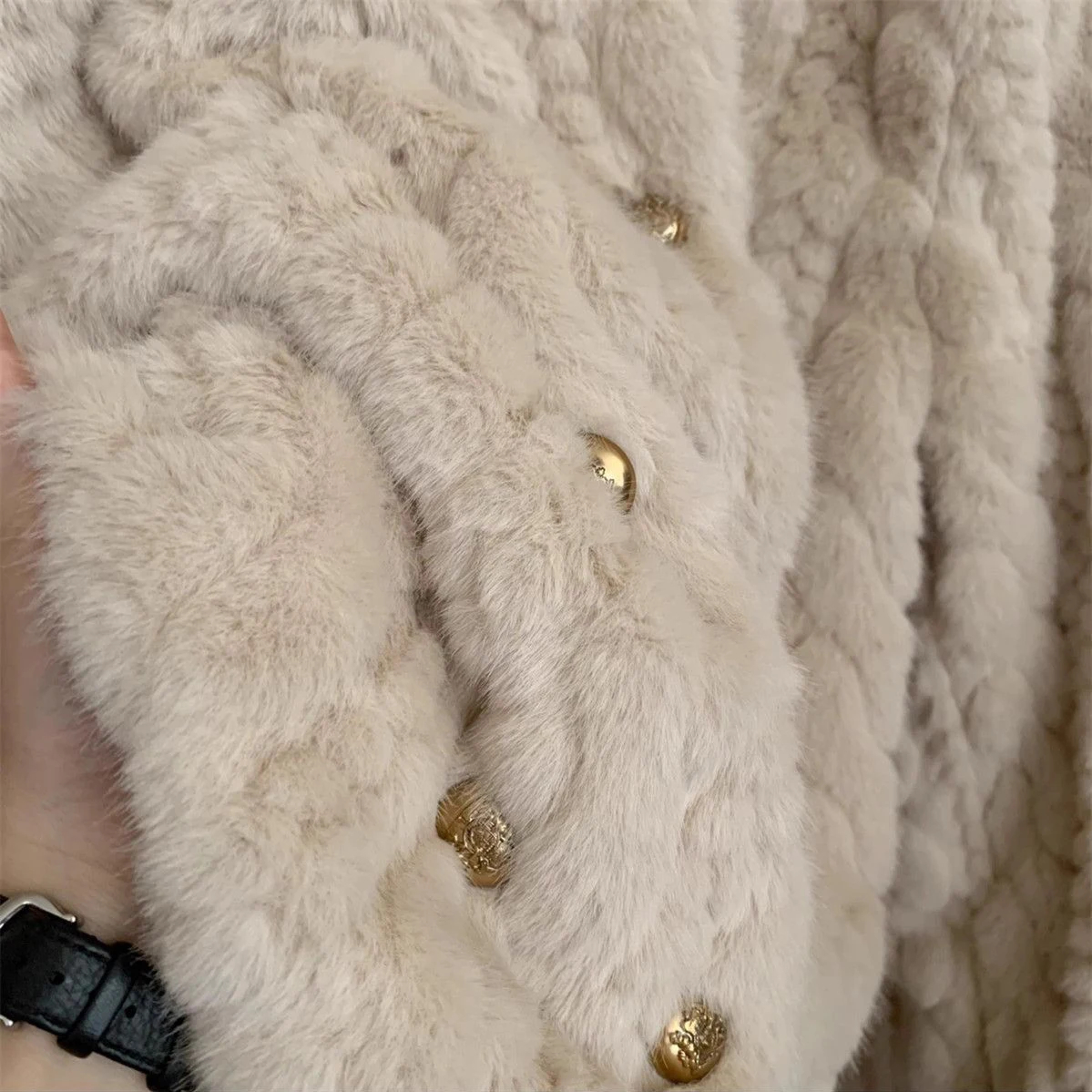 خريف شتاء 2026 جديد المنك المخملية الفراء الفراء سترة المرأة معطف الجولة الرقبة مزدوجة الصدر قصيرة فضفاضة الدافئة الفراء سترة القمم