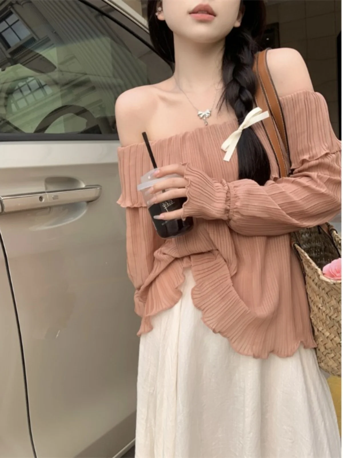 Calças Largas de Verão Femininas Novas em Chiffon, Estilo Solto e Versátil, com Ombro Único