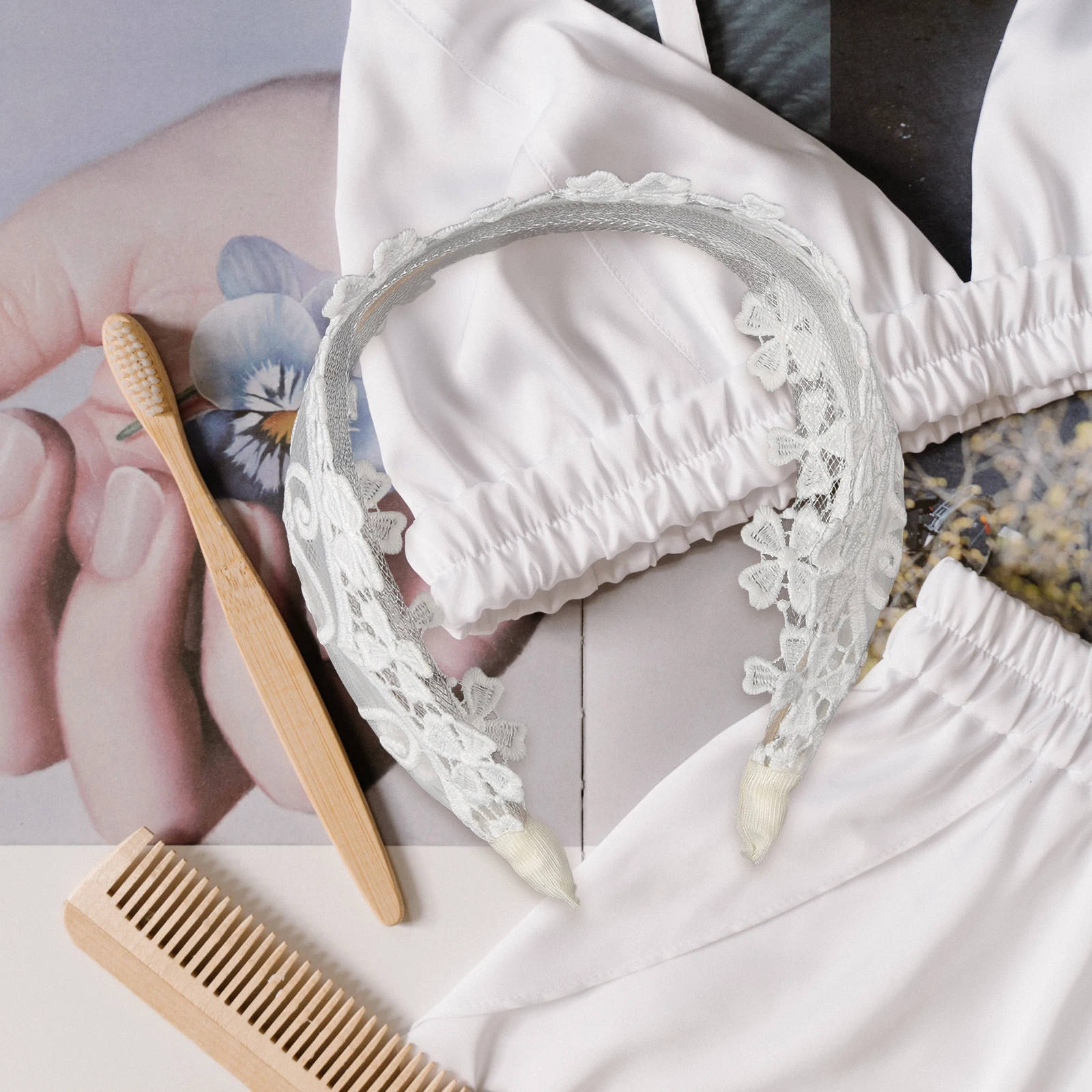 

Women Wide Headband Elegant Decorative Accessory for Party and Daily Use