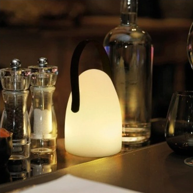 屋外遊びキャンプレストラン中庭の雰囲気防水ナイトライトユニークな卵型デスクランプ