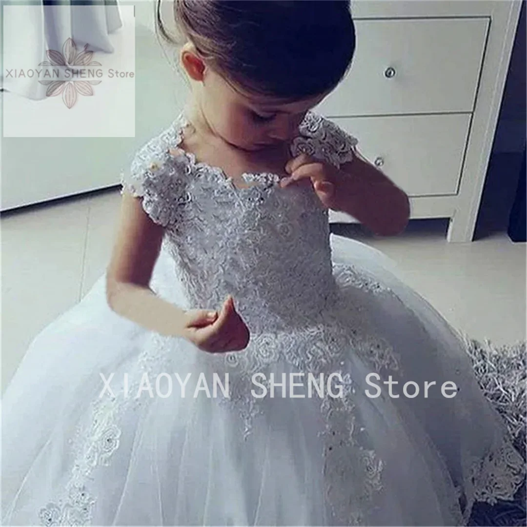 Sleeveless Ball Gown Princess Flower Girls Dresses Appliques with Beaded Stunning Cute Girls First Communion Dress White