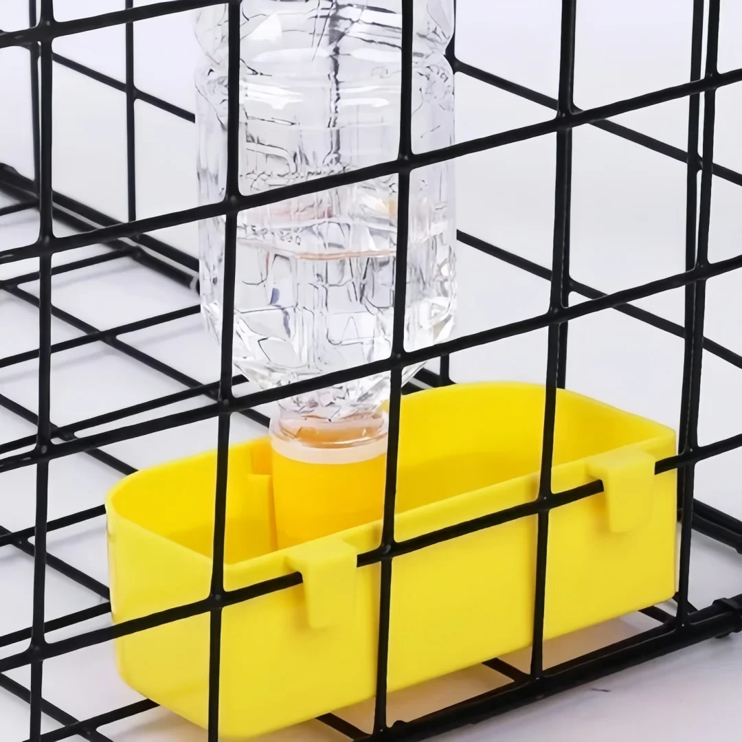 Kreativer Vogel-Wasserspender & Futterautomat für Papageien und Tauben, Hängender Trinkbecher aus Kunststoff für Vogelkäfige, Spezielle Vogelpflege-Ausstattung – Detail 6