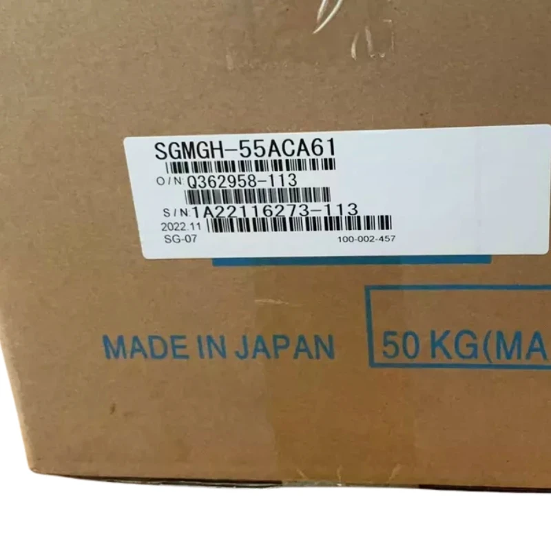 

Новый в упаковке серводвигатель Yaskawa SGMGH-55ACA61. Ускоренная доставка.