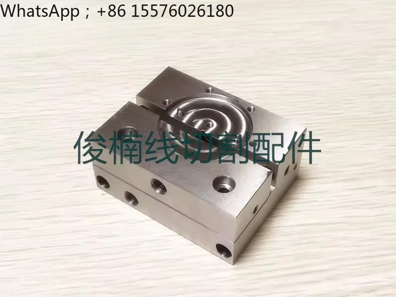 A290-8116-Y751 edm Upper Guide Block 70x55x31mm A2908116Y751, A290.8116.Y751 Blcok for Fanuc 0iD,0iE,1iD,1iE,C400iA,C600,C800