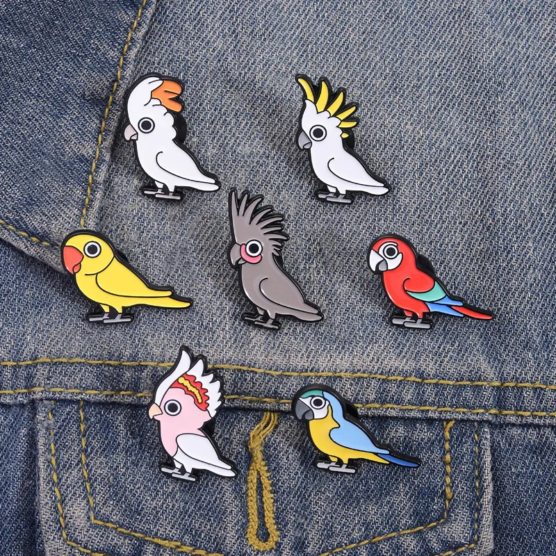 Cute Parrot Badge Cartoon Parrot Brooch For Clothes Personalized Decorative Pin Cute Animal Badge Accessories Badges On Backpack