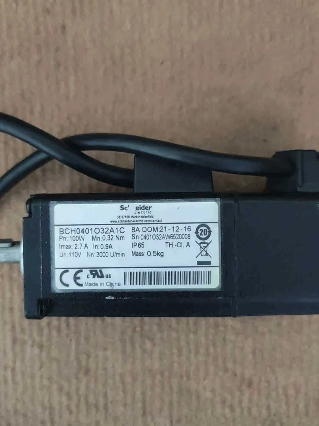 LXM23AU01M3X BCH0401O12A1C محرك سيرفو لشنايدر