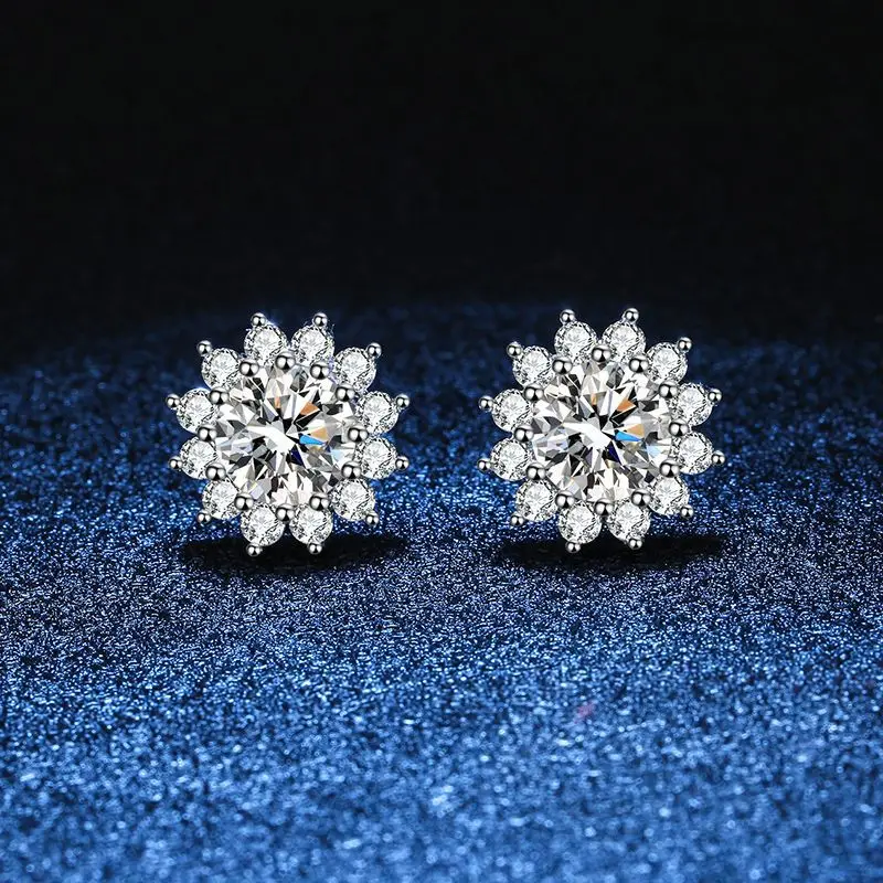 

S925 Silver White Gold Plated 2CT D Color Moissanite Sunflower Stud Earrings for Women, Exquisite Jewelry.