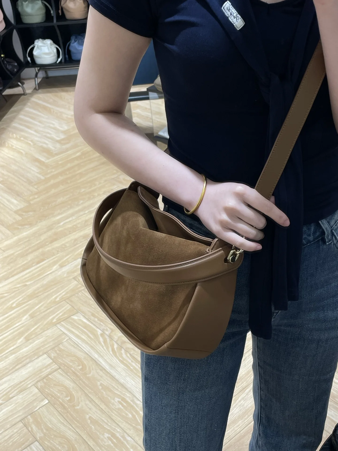 Borse a tracolla a spalla da donna Fahsion in pelle scamosciata di vacchetta Borsa da donna di lusso in pelle di design di alta qualità Borsa da donna con croce Hobos