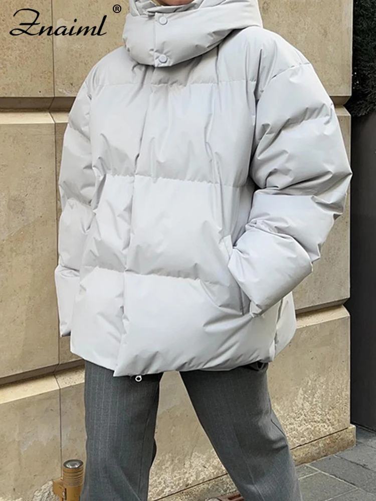سترة Znaiml النسائية ذات المقاس النحيف مع قلنسوة موضة الخريف والشتاء الدفء من القطن والبوليستر بأكمام طويلة معطف دافئ ملابس الشارع في الهواء الطلق