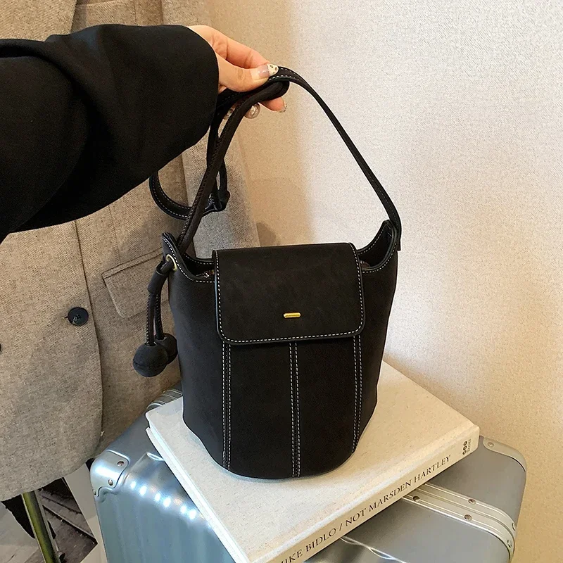 

Fashionable Women's Leather Crossbody Bag Elegant Shoulder Bag Luxury Brand Famous Designer Classic Handbags For Ladies