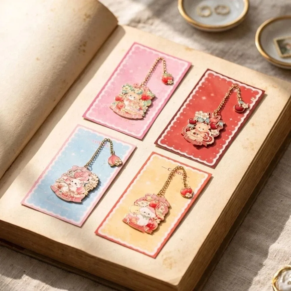 Creative Hollow Out Metal Bookmark Bear Exquisite Page Marker Cat Rabbit Book Clip Teacher's Day