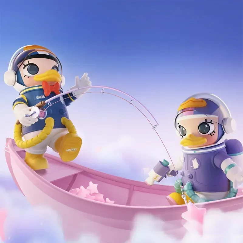 

POP MART MEGA SPACE MOLLY 400% Donald Duck & Daisy Series Kawaii Anime Action Figure Blind Box Surprise Mystery Toy
