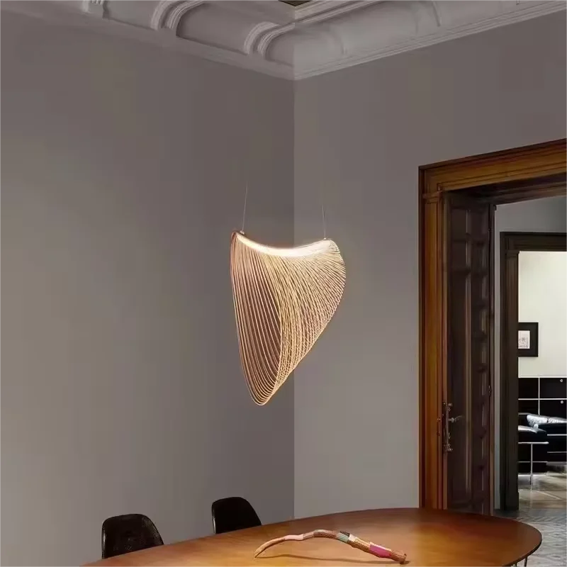 

Modern Creative Log Simple Wood Art Shaped Hanging Light, Used in Living Room, Store Chandeliers, Home Decoration, Art Lighting
