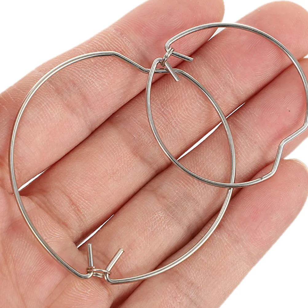 

30 шт. пружинных фиксаторов в форме сердца для крепления светодиодных встраиваемых светильников