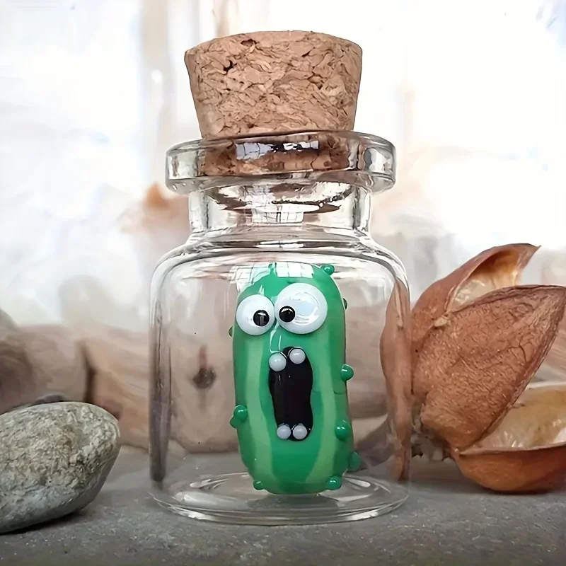 Miniature Glass Screaming Pickle in A Bottle Glass Bottle Screaming Pickle Desk Decoration Decorative Figurines