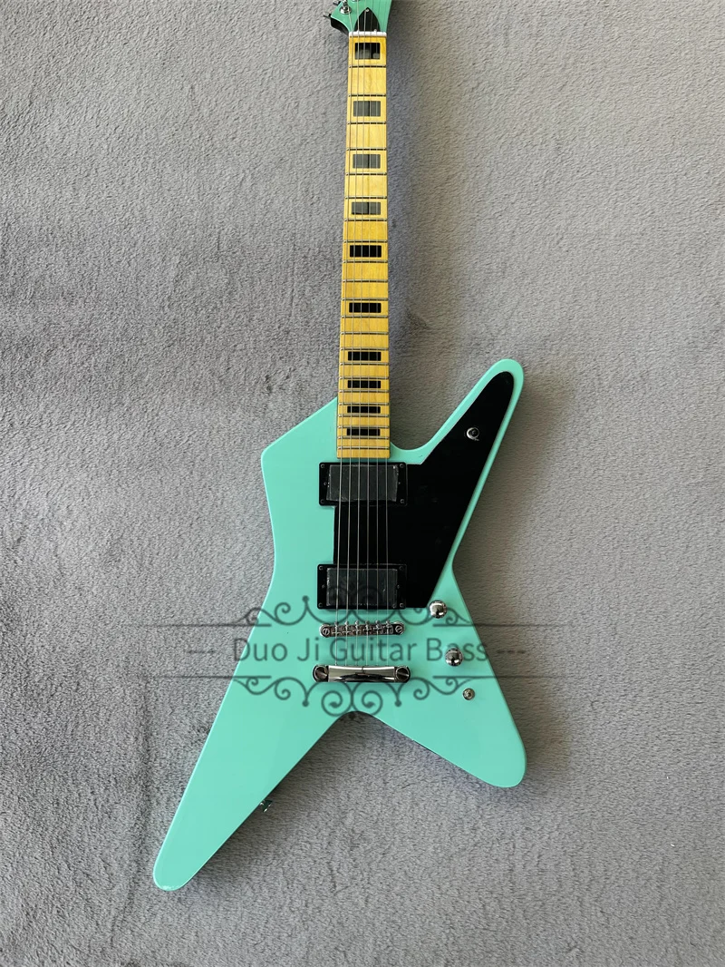 

Classic green guitar, black neck, yellow maple fingerboard with black square inlaid, solid wood body, fixed bridge, factory cust