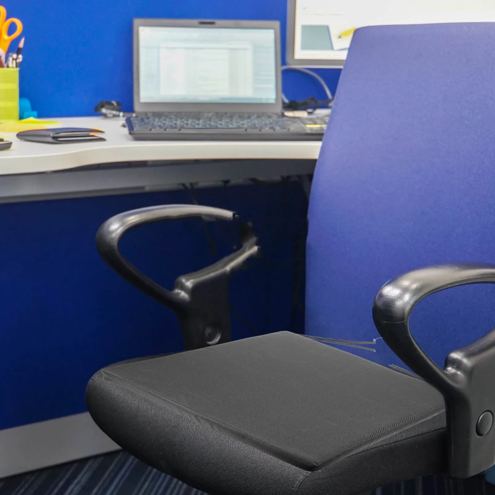 

Square Seat Cushion 18x18 Inch Thickened Chair Pad for Office Dining Room Soft Non-Slip Reusable Comfortable Long-Lasting Chair