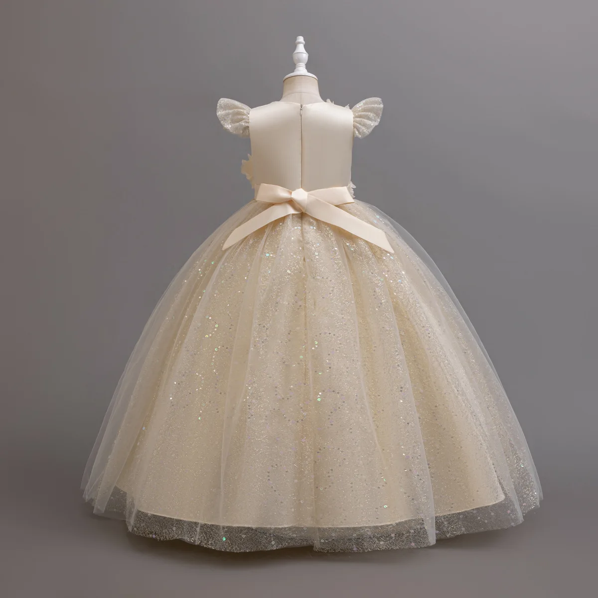 

Beautiful Kid Evening Dress Girl Dress Sequined Tulle 3D Flower Belt Long Gown Birthday Party Gathering Children Princess Skirt