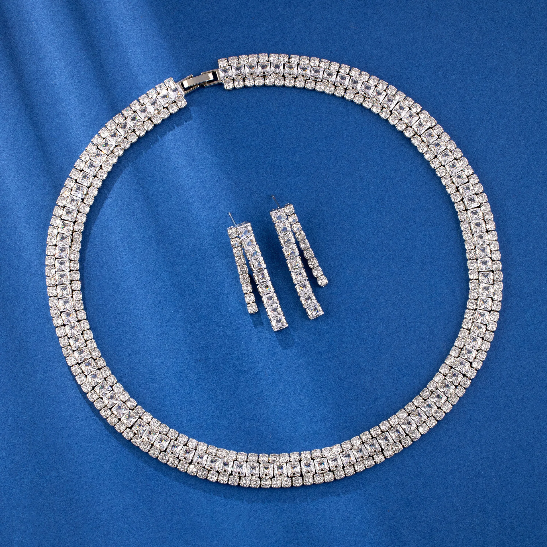 

Women Luxury Retro Red Diamond Double Row Inlaid Jewelry Set Cubic Zirconia Necklace Earrings Formal Party Banquet Accessories